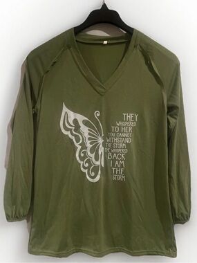 Womens Small Green 3/4 Sleeve Tunic Top Vneck with Graphic & Inspirational words